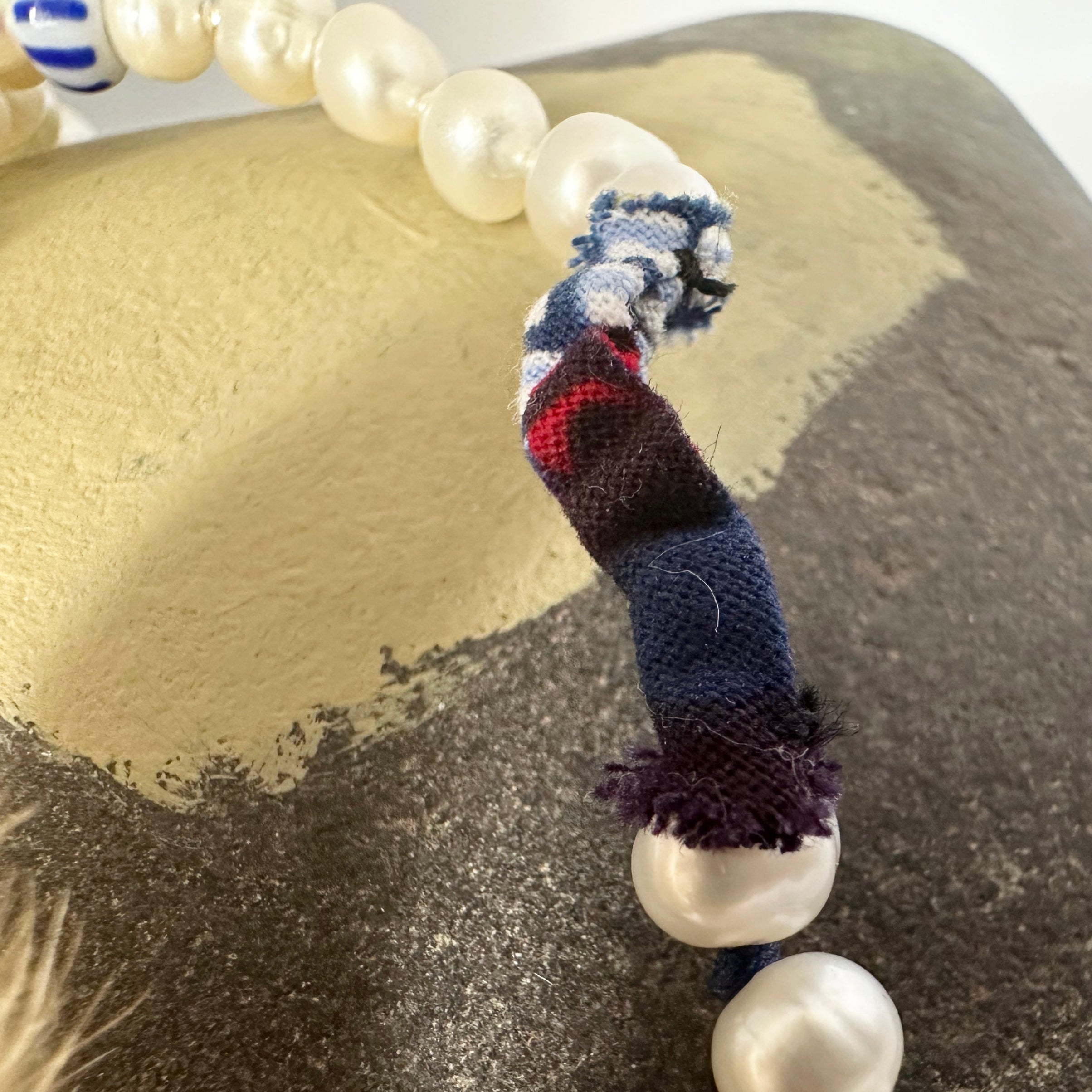 "Collier artisanal Kadia perles culture - tradition modernité wax français"